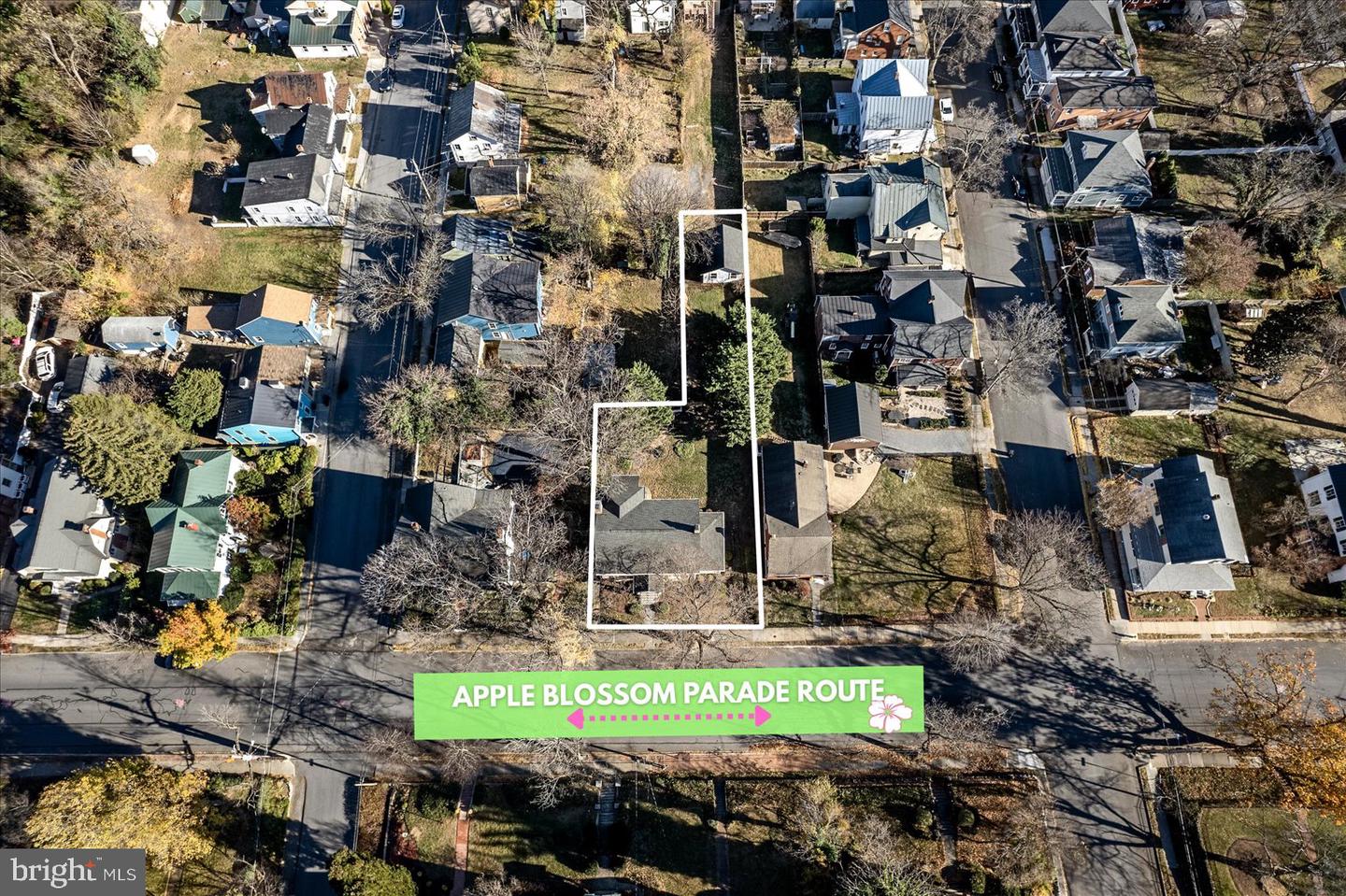 510 S WASHINGTON ST, WINCHESTER, Virginia 22601, 3 Bedrooms Bedrooms, ,1 BathroomBathrooms,Residential,For sale,510 S WASHINGTON ST,VAWI2009488 MLS # VAWI2009488 510 S WASHINGTON ST, WINCHESTER, Virginia 22601, 3 Bedrooms Bedrooms, ,1 BathroomBathrooms,Residential,For sale,510 S WASHINGTON ST,VAWI2009488 MLS # VAWI2009488