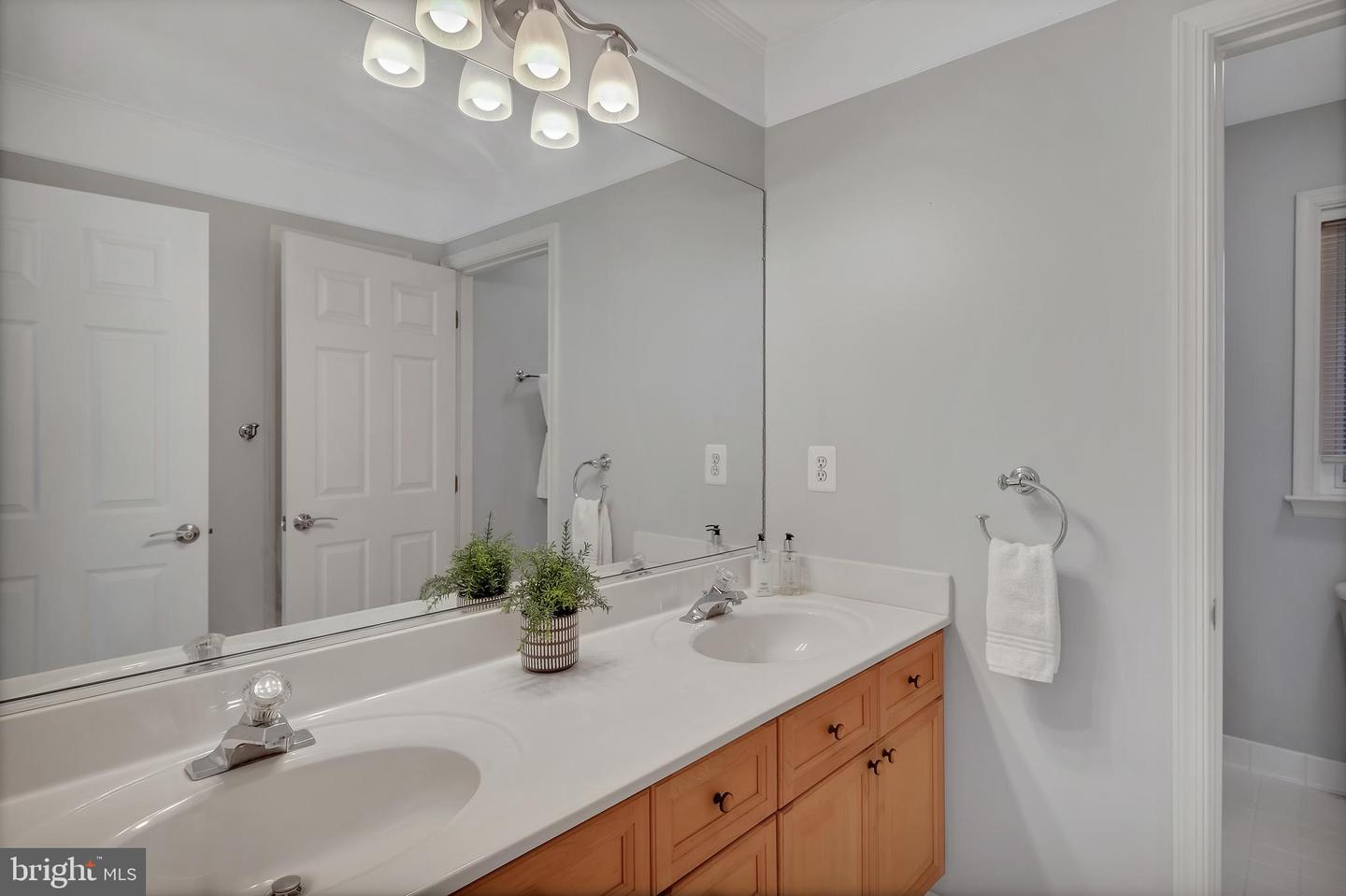 7414 SILENT WILLOW CT, MANASSAS, Virginia 20112, 5 Bedrooms Bedrooms, ,5 BathroomsBathrooms,Residential,For sale,7414 SILENT WILLOW CT,VAPW2107928 MLS # VAPW2107928