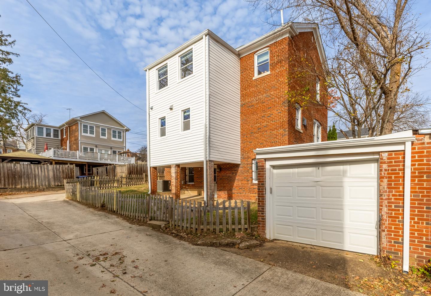 1005 URELL PL NE, WASHINGTON, District Of Columbia 20017, 4 Bedrooms Bedrooms, ,3 BathroomsBathrooms,Residential,For sale,1005 URELL PL NE,DCDC2232198 MLS # DCDC2232198