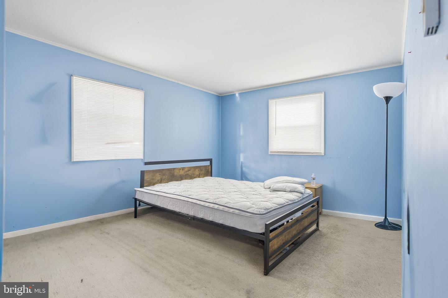 728 GREEN ST, WINCHESTER, Virginia 22601, 4 Bedrooms Bedrooms, ,1 BathroomBathrooms,Residential,For sale,728 GREEN ST,VAWI2009490 MLS # VAWI2009490