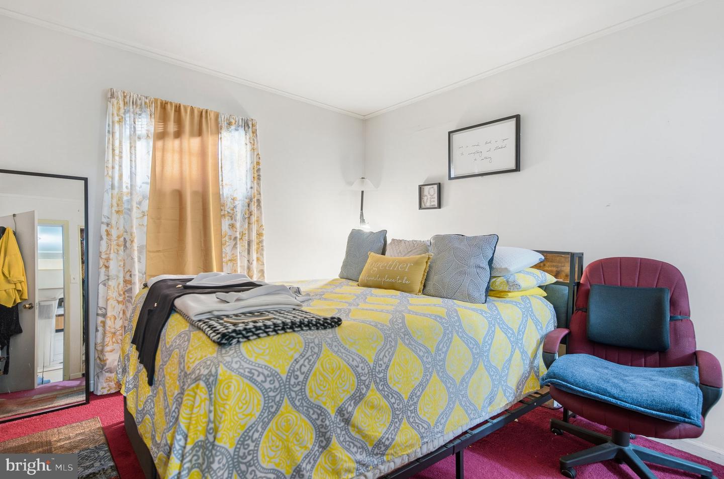 728 GREEN ST, WINCHESTER, Virginia 22601, 4 Bedrooms Bedrooms, ,1 BathroomBathrooms,Residential,For sale,728 GREEN ST,VAWI2009490 MLS # VAWI2009490