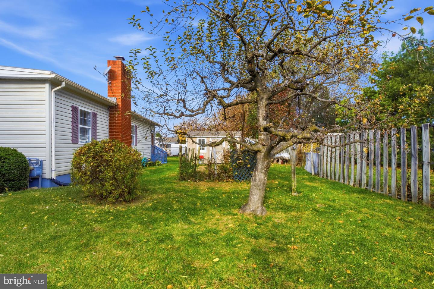 728 GREEN ST, WINCHESTER, Virginia 22601, 4 Bedrooms Bedrooms, ,1 BathroomBathrooms,Residential,For sale,728 GREEN ST,VAWI2009490 MLS # VAWI2009490