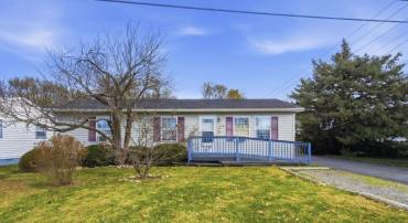 728 GREEN ST, WINCHESTER, Virginia 22601, 4 Bedrooms Bedrooms, ,1 BathroomBathrooms,Residential,For sale,728 GREEN ST,VAWI2009490 MLS # VAWI2009490