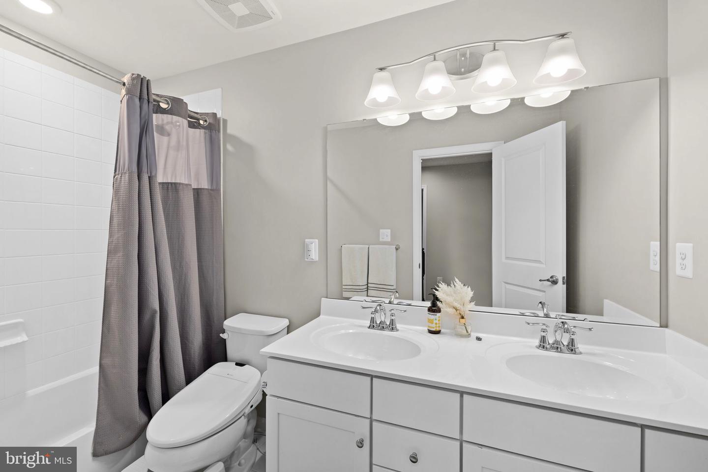 5816 SPRUCE VALLEY DR, FREDERICKSBURG, Virginia 22407, 3 Bedrooms Bedrooms, 18 Rooms Rooms,3 BathroomsBathrooms,Residential,For sale,5816 SPRUCE VALLEY DR,VASP2037674 MLS # VASP2037674