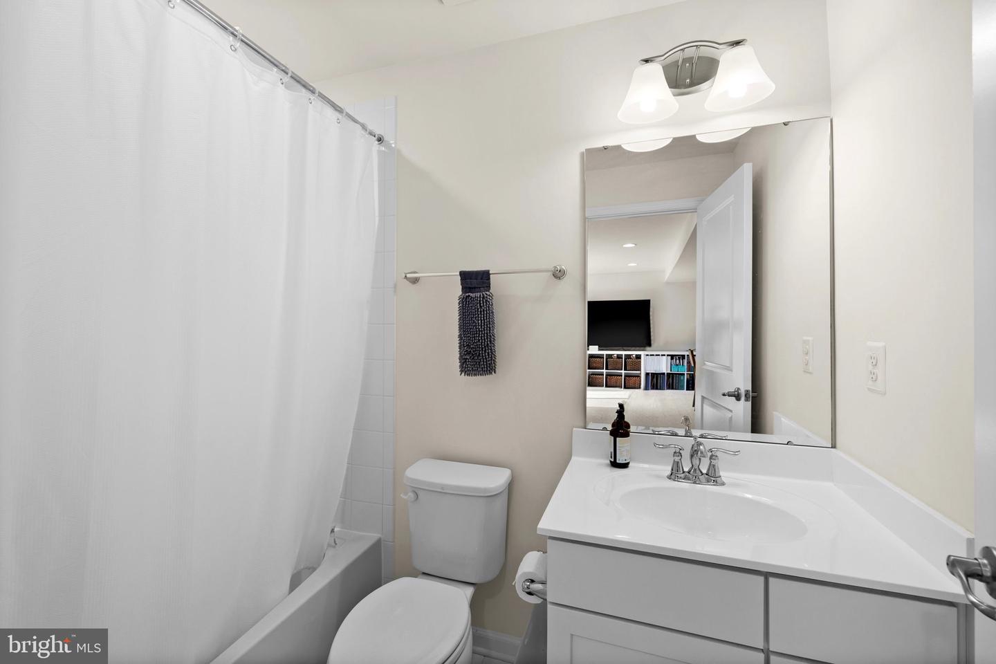 5816 SPRUCE VALLEY DR, FREDERICKSBURG, Virginia 22407, 3 Bedrooms Bedrooms, 18 Rooms Rooms,3 BathroomsBathrooms,Residential,For sale,5816 SPRUCE VALLEY DR,VASP2037674 MLS # VASP2037674