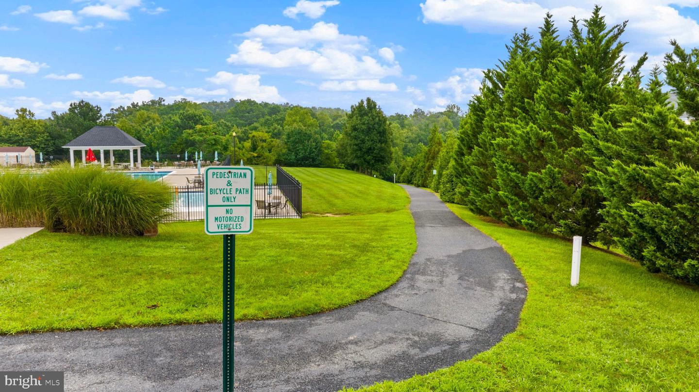 5816 SPRUCE VALLEY DR, FREDERICKSBURG, Virginia 22407, 3 Bedrooms Bedrooms, 18 Rooms Rooms,3 BathroomsBathrooms,Residential,For sale,5816 SPRUCE VALLEY DR,VASP2037674 MLS # VASP2037674