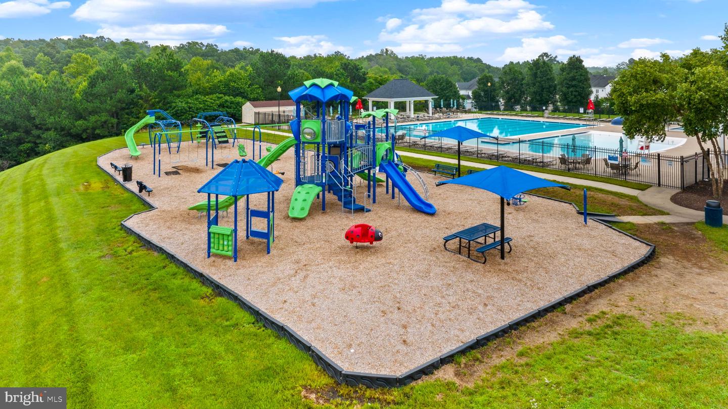 5816 SPRUCE VALLEY DR, FREDERICKSBURG, Virginia 22407, 3 Bedrooms Bedrooms, 18 Rooms Rooms,3 BathroomsBathrooms,Residential,For sale,5816 SPRUCE VALLEY DR,VASP2037674 MLS # VASP2037674