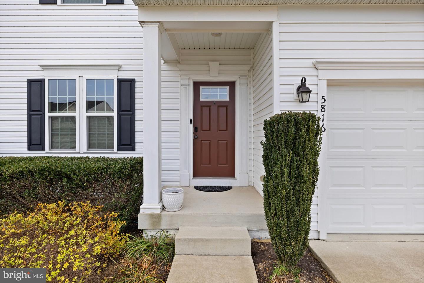 5816 SPRUCE VALLEY DR, FREDERICKSBURG, Virginia 22407, 3 Bedrooms Bedrooms, 18 Rooms Rooms,3 BathroomsBathrooms,Residential,For sale,5816 SPRUCE VALLEY DR,VASP2037674 MLS # VASP2037674