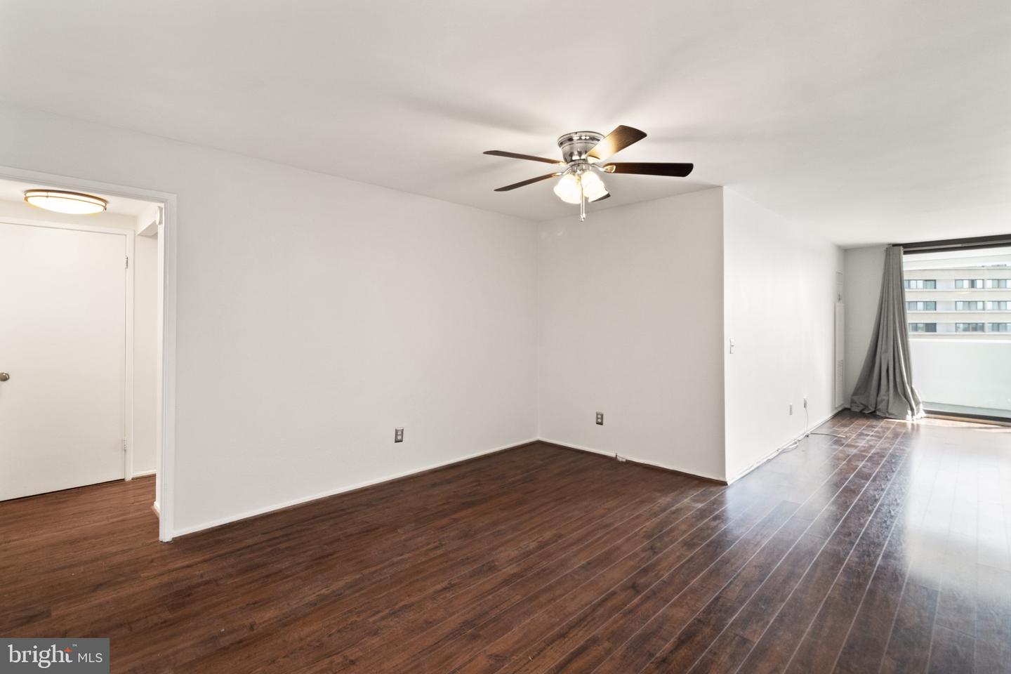 6101 EDSALL RD #1209, ALEXANDRIA, Virginia 22304, 1 Bedroom Bedrooms, ,1 BathroomBathrooms,Residential,For sale,6101 EDSALL RD #1209,VAAX2051898 MLS # VAAX2051898 6101 EDSALL RD #1209, ALEXANDRIA, Virginia 22304, 1 Bedroom Bedrooms, ,1 BathroomBathrooms,Residential,For sale,6101 EDSALL RD #1209,VAAX2051898 MLS # VAAX2051898