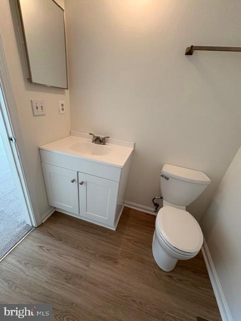 748 CHERRY TREE LN, WARRENTON, Virginia 20186, 3 Bedrooms Bedrooms, 6 Rooms Rooms,2 BathroomsBathrooms,Residential,For sale,748 CHERRY TREE LN,VAFQ2019704 MLS # VAFQ2019704