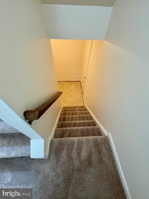 748 CHERRY TREE LN, WARRENTON, Virginia 20186, 3 Bedrooms Bedrooms, 6 Rooms Rooms,2 BathroomsBathrooms,Residential,For sale,748 CHERRY TREE LN,VAFQ2019704 MLS # VAFQ2019704