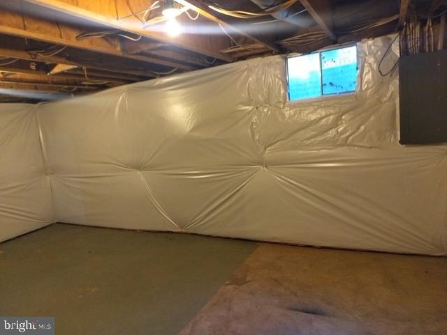 748 CHERRY TREE LN, WARRENTON, Virginia 20186, 3 Bedrooms Bedrooms, 6 Rooms Rooms,2 BathroomsBathrooms,Residential,For sale,748 CHERRY TREE LN,VAFQ2019704 MLS # VAFQ2019704