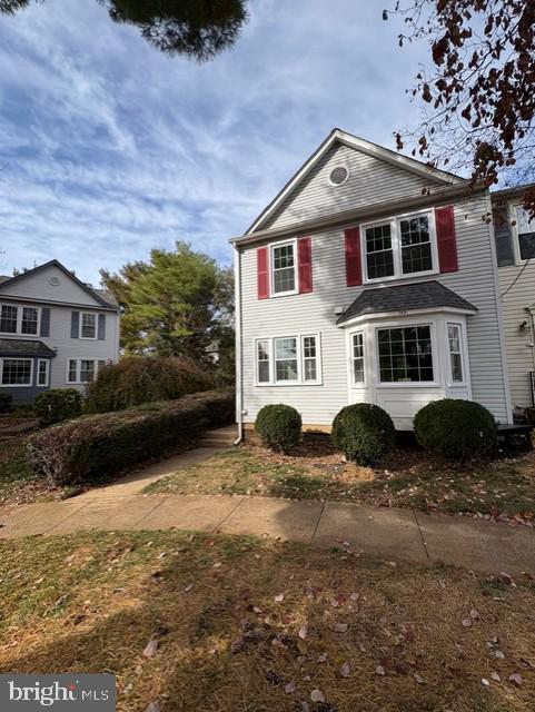 748 CHERRY TREE LN, WARRENTON, Virginia 20186, 3 Bedrooms Bedrooms, 6 Rooms Rooms,2 BathroomsBathrooms,Residential,For sale,748 CHERRY TREE LN,VAFQ2019704 MLS # VAFQ2019704