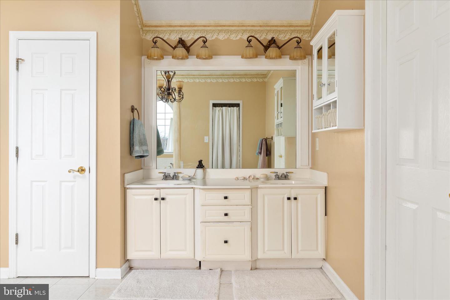 608 KERNSTOWN CT, WINCHESTER, Virginia 22601, 4 Bedrooms Bedrooms, ,3 BathroomsBathrooms,Residential,For sale,608 KERNSTOWN CT,VAWI2009492 MLS # VAWI2009492