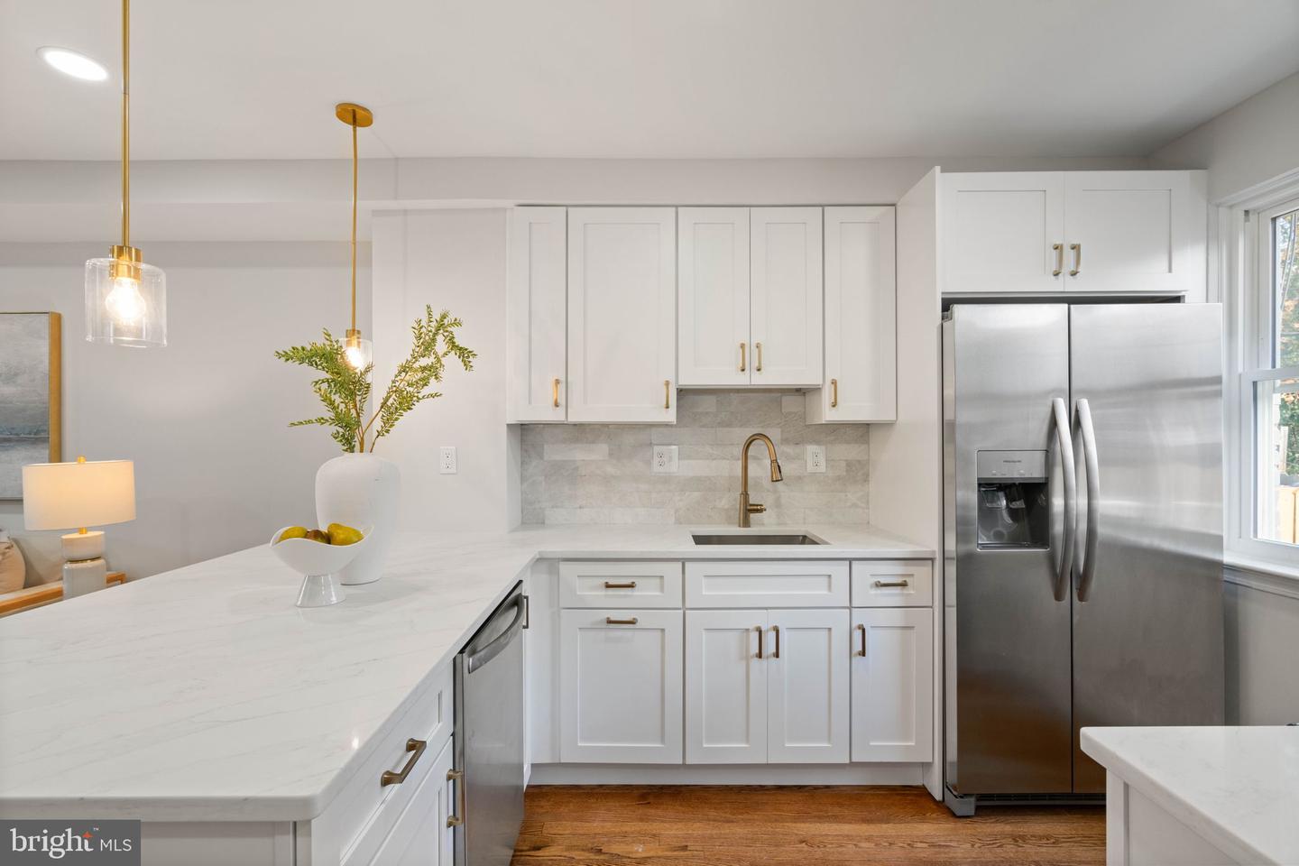 3013 MANNING ST, ALEXANDRIA, Virginia 22305, 2 Bedrooms Bedrooms, ,2 BathroomsBathrooms,Residential,For sale,3013 MANNING ST,VAAX2051902 MLS # VAAX2051902