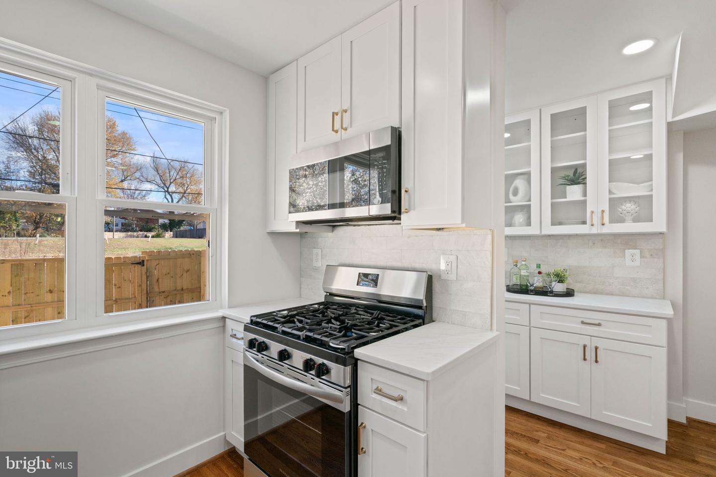 3013 MANNING ST, ALEXANDRIA, Virginia 22305, 2 Bedrooms Bedrooms, ,2 BathroomsBathrooms,Residential,For sale,3013 MANNING ST,VAAX2051902 MLS # VAAX2051902