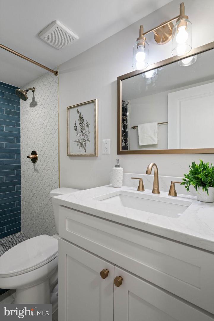 3013 MANNING ST, ALEXANDRIA, Virginia 22305, 2 Bedrooms Bedrooms, ,2 BathroomsBathrooms,Residential,For sale,3013 MANNING ST,VAAX2051902 MLS # VAAX2051902