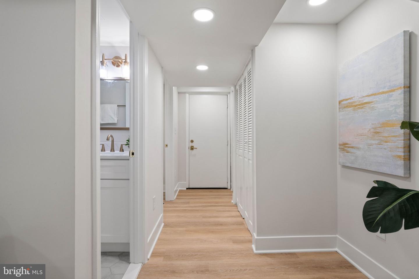 3013 MANNING ST, ALEXANDRIA, Virginia 22305, 2 Bedrooms Bedrooms, ,2 BathroomsBathrooms,Residential,For sale,3013 MANNING ST,VAAX2051902 MLS # VAAX2051902