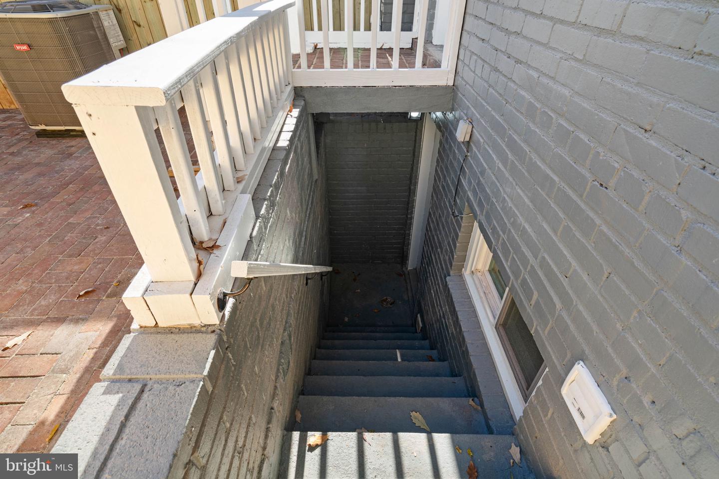 3013 MANNING ST, ALEXANDRIA, Virginia 22305, 2 Bedrooms Bedrooms, ,2 BathroomsBathrooms,Residential,For sale,3013 MANNING ST,VAAX2051902 MLS # VAAX2051902