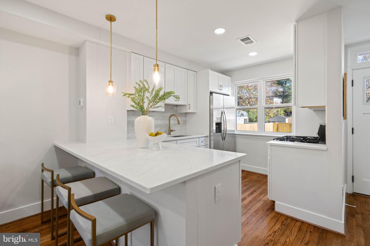 3013 MANNING ST, ALEXANDRIA, Virginia 22305, 2 Bedrooms Bedrooms, ,2 BathroomsBathrooms,Residential,For sale,3013 MANNING ST,VAAX2051902 MLS # VAAX2051902