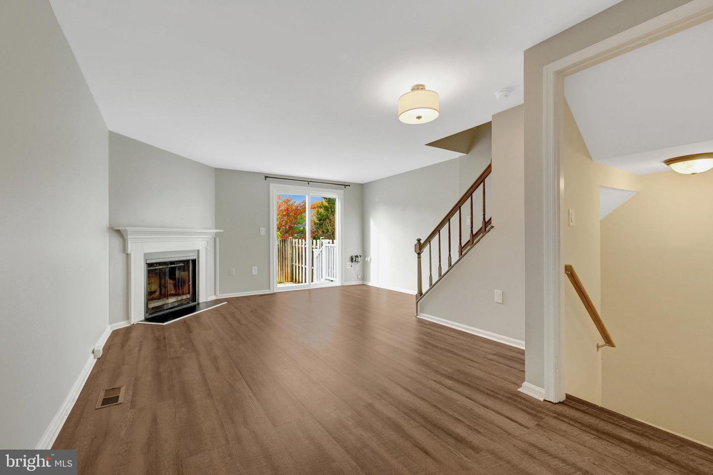 30 QUINCY CT, STERLING, Virginia 20165, 2 Bedrooms Bedrooms, ,2 BathroomsBathrooms,Residential,For sale,30 QUINCY CT,VALO2111326 MLS # VALO2111326