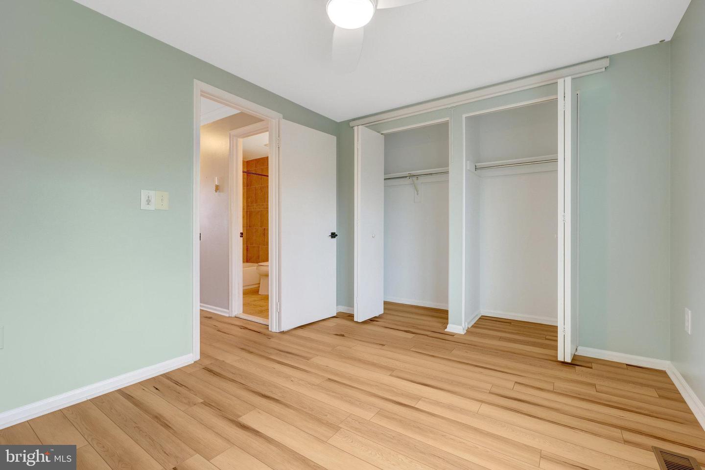 30 QUINCY CT, STERLING, Virginia 20165, 2 Bedrooms Bedrooms, ,2 BathroomsBathrooms,Residential,For sale,30 QUINCY CT,VALO2111326 MLS # VALO2111326