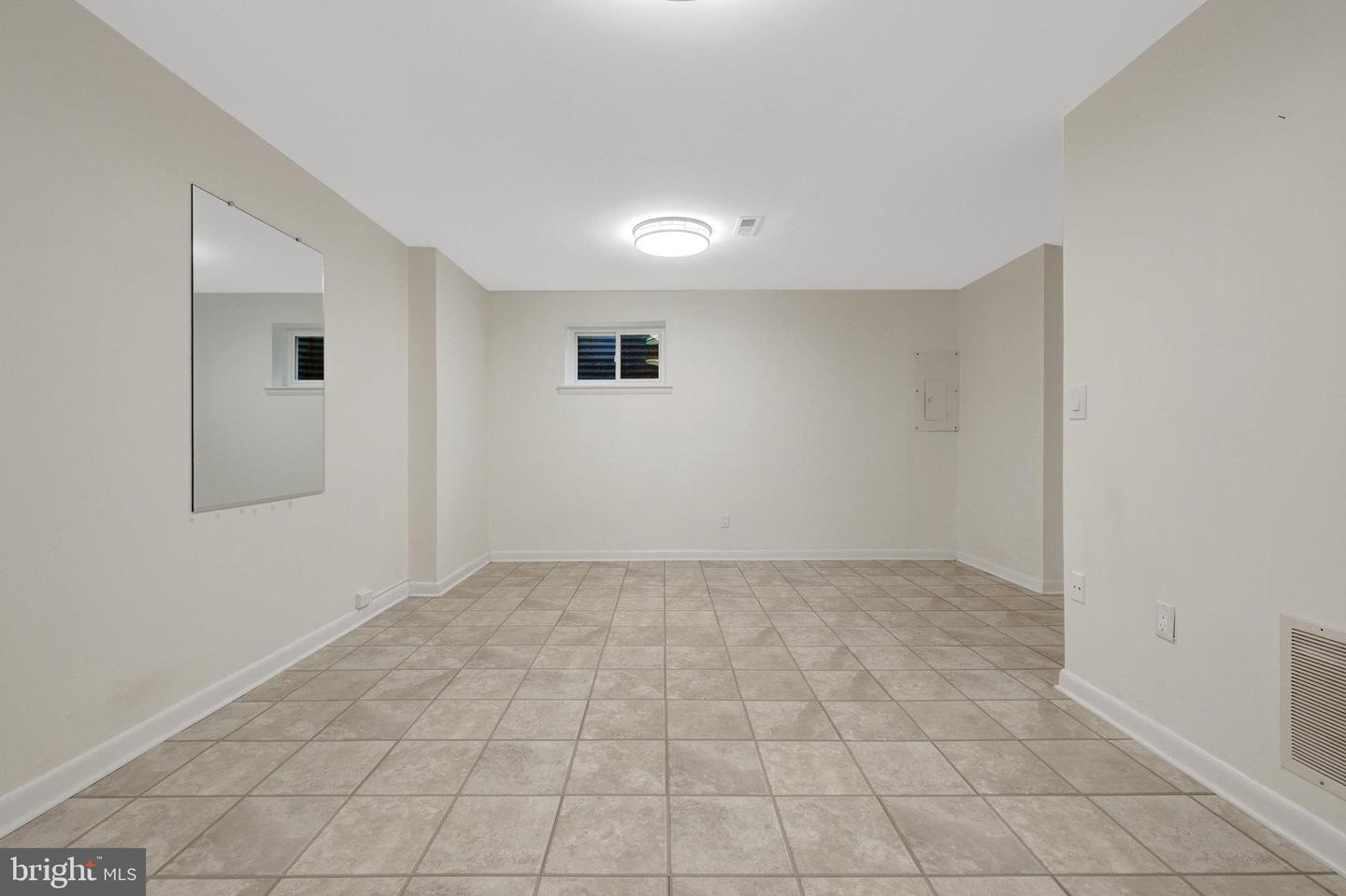 30 QUINCY CT, STERLING, Virginia 20165, 2 Bedrooms Bedrooms, ,2 BathroomsBathrooms,Residential,For sale,30 QUINCY CT,VALO2111326 MLS # VALO2111326