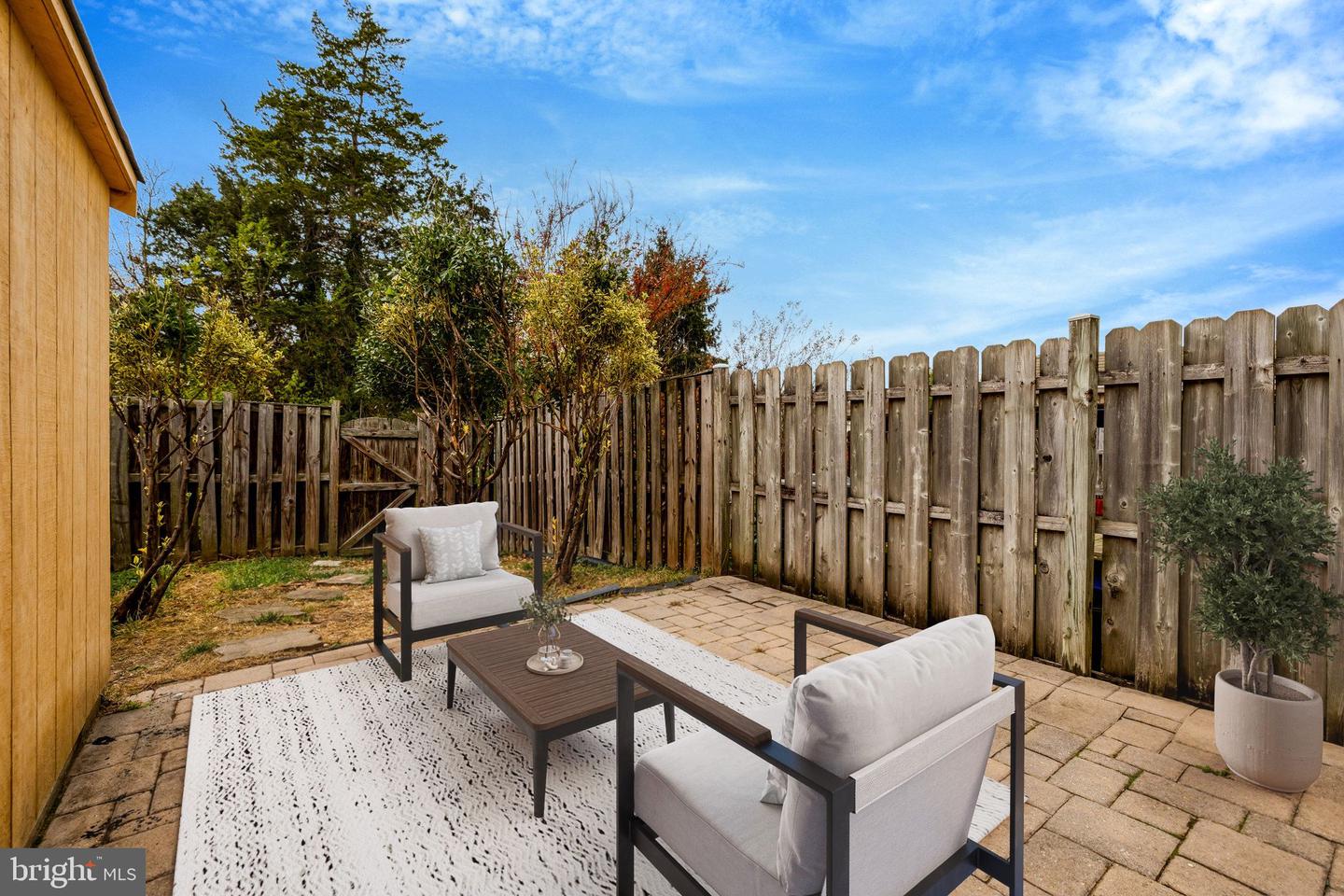 30 QUINCY CT, STERLING, Virginia 20165, 2 Bedrooms Bedrooms, ,2 BathroomsBathrooms,Residential,For sale,30 QUINCY CT,VALO2111326 MLS # VALO2111326