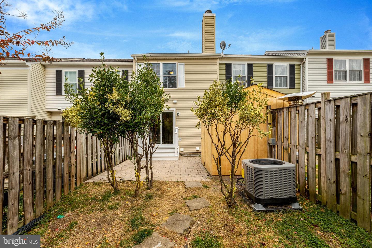 30 QUINCY CT, STERLING, Virginia 20165, 2 Bedrooms Bedrooms, ,2 BathroomsBathrooms,Residential,For sale,30 QUINCY CT,VALO2111326 MLS # VALO2111326