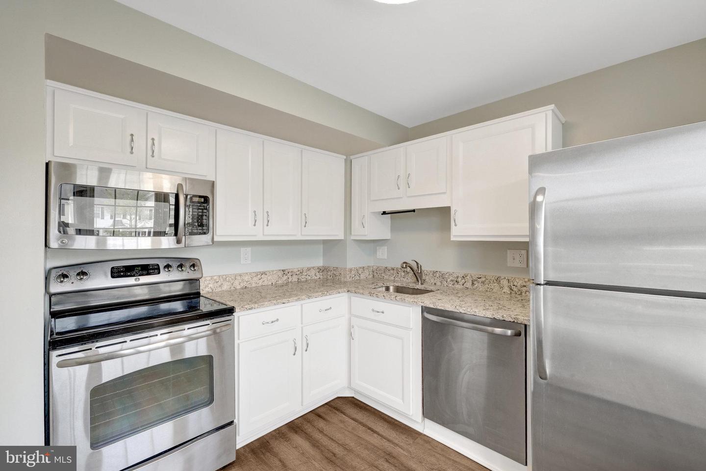 30 QUINCY CT, STERLING, Virginia 20165, 2 Bedrooms Bedrooms, ,2 BathroomsBathrooms,Residential,For sale,30 QUINCY CT,VALO2111326 MLS # VALO2111326