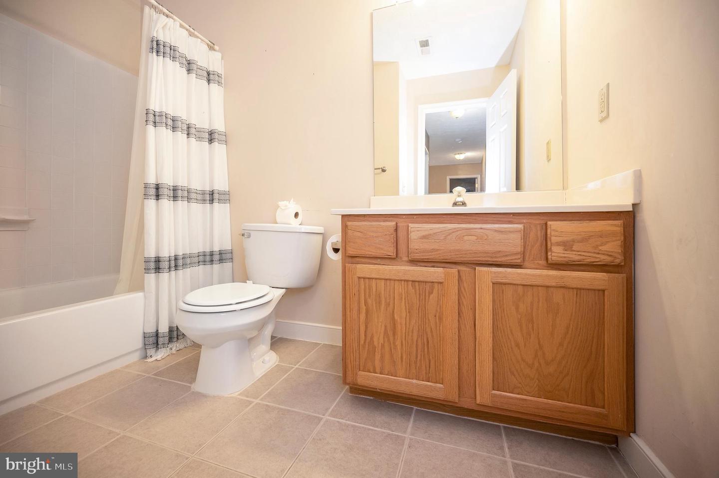 7931 E ROBERT E LEE CT, SPOTSYLVANIA, Virginia 22551, 4 Bedrooms Bedrooms, ,3 BathroomsBathrooms,Residential,For sale,7931 E ROBERT E LEE CT,VASP2037680 MLS # VASP2037680