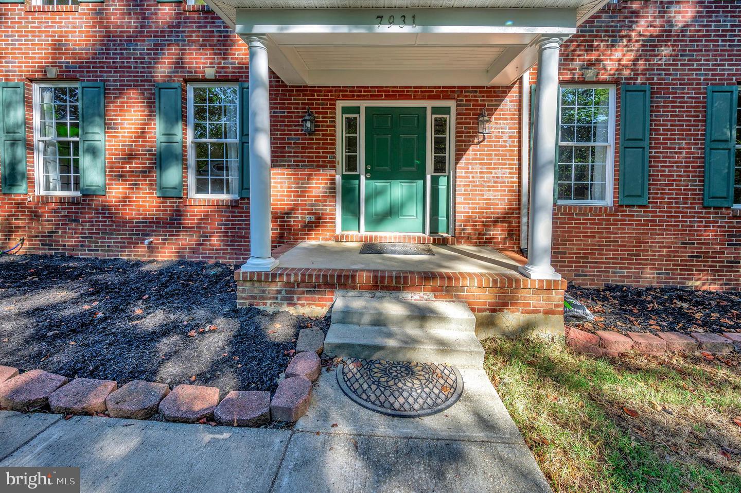 7931 E ROBERT E LEE CT, SPOTSYLVANIA, Virginia 22551, 4 Bedrooms Bedrooms, ,3 BathroomsBathrooms,Residential,For sale,7931 E ROBERT E LEE CT,VASP2037680 MLS # VASP2037680