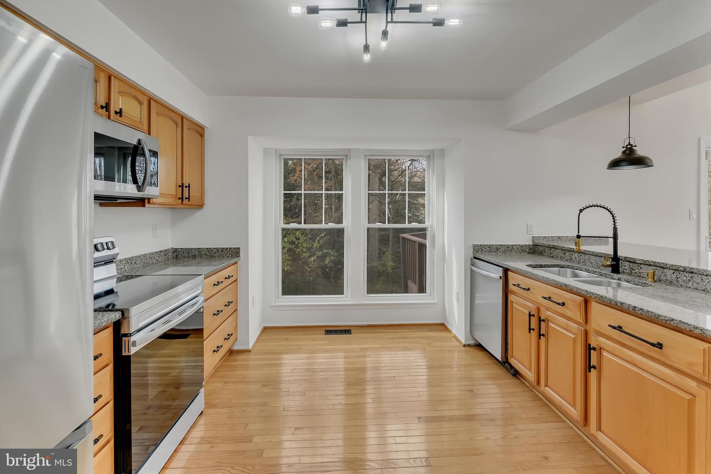 11972 HOLLY VIEW DR, WOODBRIDGE, Virginia 22192, 4 Bedrooms Bedrooms, ,3 BathroomsBathrooms,Residential,For sale,11972 HOLLY VIEW DR,VAPW2107982 MLS # VAPW2107982