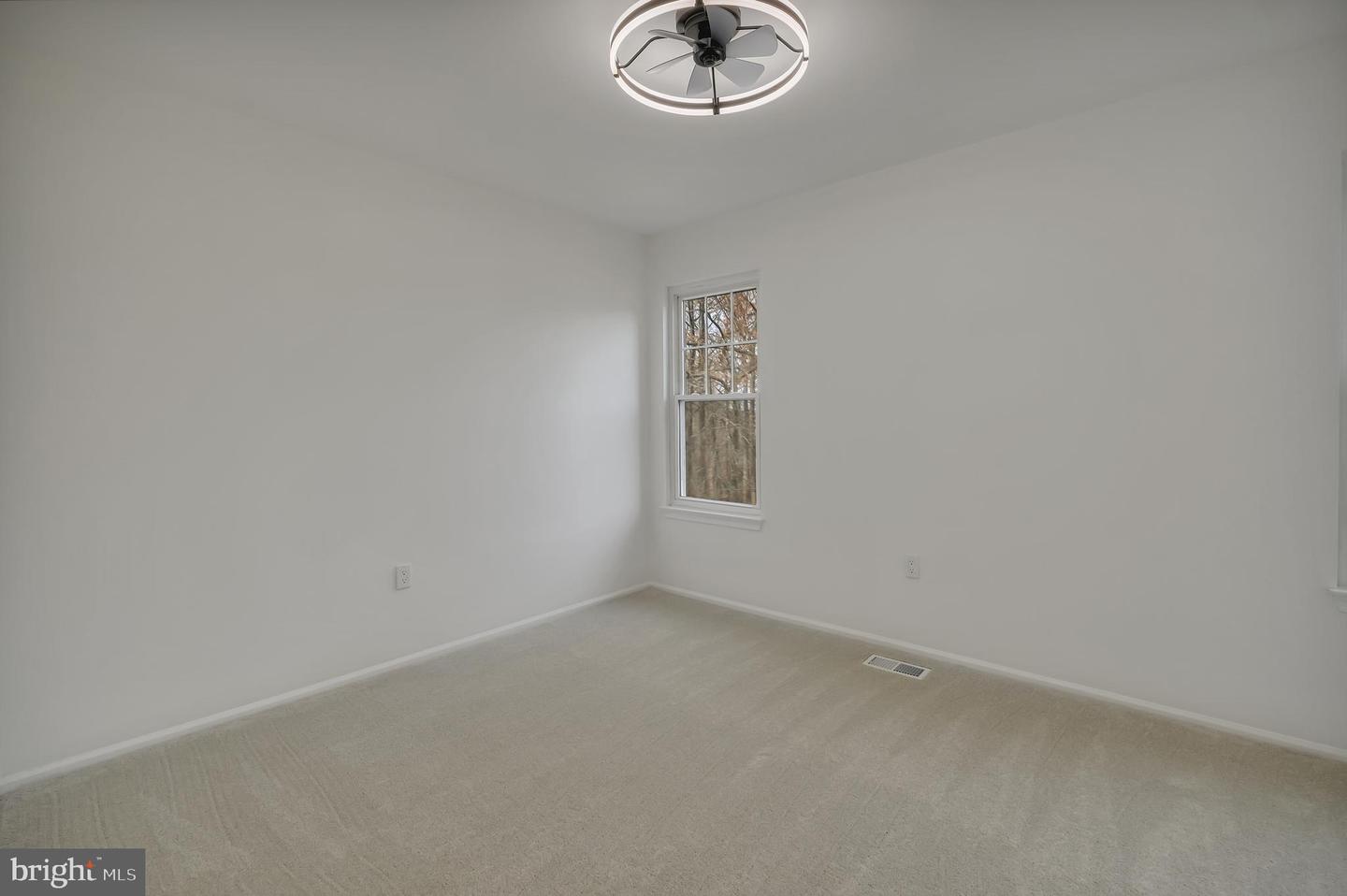 11972 HOLLY VIEW DR, WOODBRIDGE, Virginia 22192, 4 Bedrooms Bedrooms, ,3 BathroomsBathrooms,Residential,For sale,11972 HOLLY VIEW DR,VAPW2107982 MLS # VAPW2107982