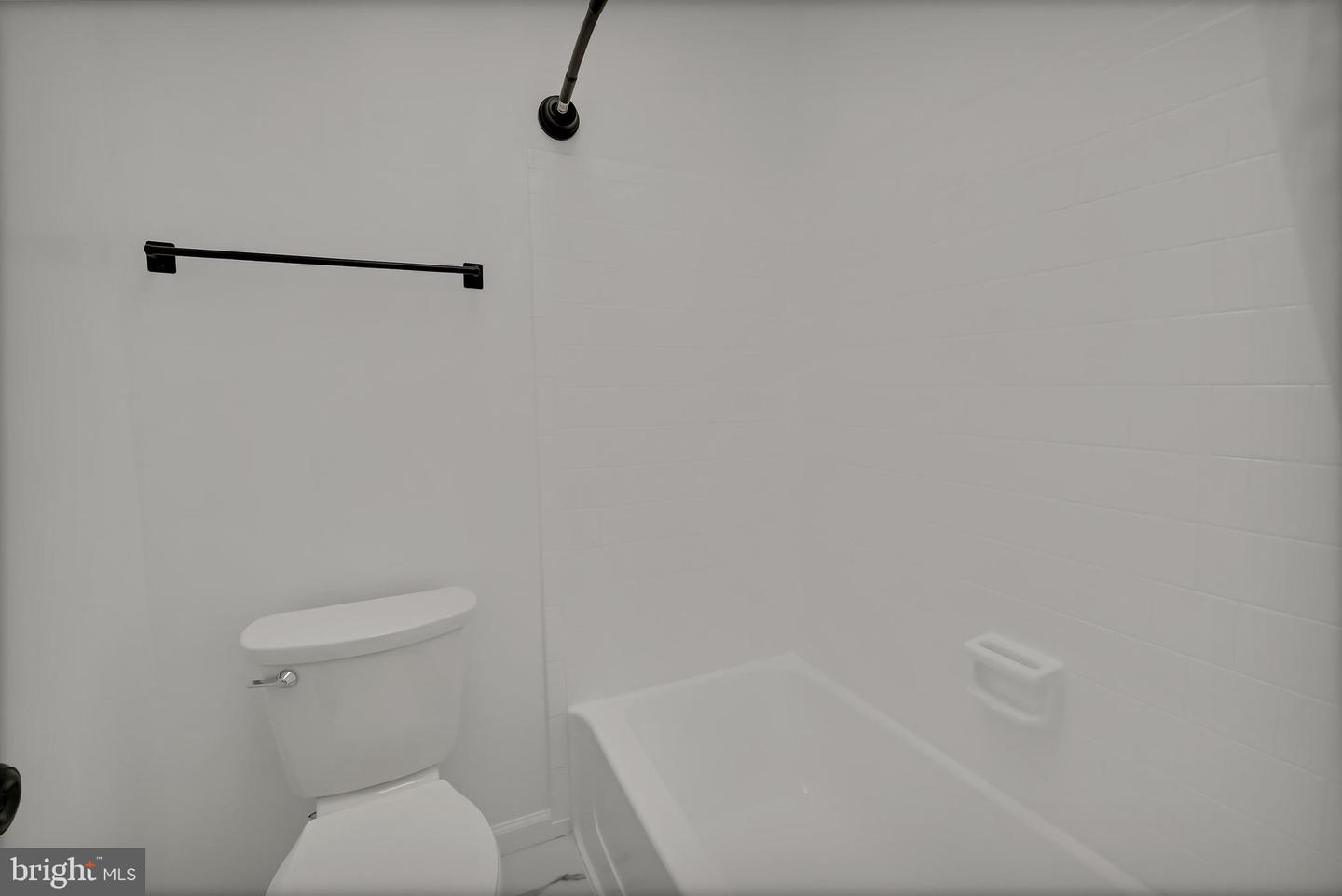 11972 HOLLY VIEW DR, WOODBRIDGE, Virginia 22192, 4 Bedrooms Bedrooms, ,3 BathroomsBathrooms,Residential,For sale,11972 HOLLY VIEW DR,VAPW2107982 MLS # VAPW2107982