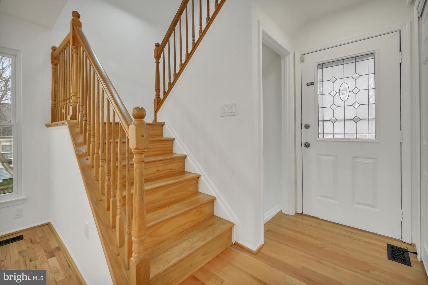 11972 HOLLY VIEW DR, WOODBRIDGE, Virginia 22192, 4 Bedrooms Bedrooms, ,3 BathroomsBathrooms,Residential,For sale,11972 HOLLY VIEW DR,VAPW2107982 MLS # VAPW2107982