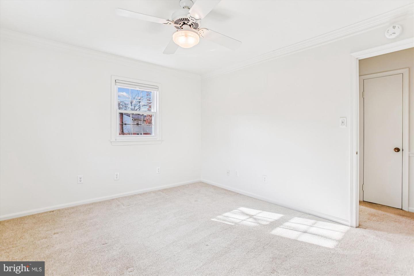 5112 LINETTE LN, ANNANDALE, Virginia 22003, 4 Bedrooms Bedrooms, ,2 BathroomsBathrooms,Residential,For sale,5112 LINETTE LN,VAFX2279658 MLS # VAFX2279658