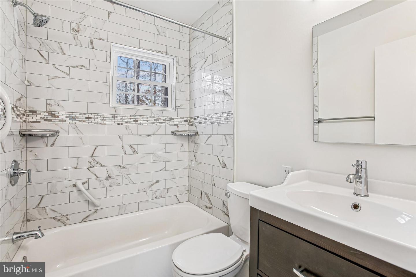 5112 LINETTE LN, ANNANDALE, Virginia 22003, 4 Bedrooms Bedrooms, ,2 BathroomsBathrooms,Residential,For sale,5112 LINETTE LN,VAFX2279658 MLS # VAFX2279658