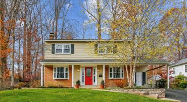 5112 LINETTE LN, ANNANDALE, Virginia 22003, 4 Bedrooms Bedrooms, ,2 BathroomsBathrooms,Residential,For sale,5112 LINETTE LN,VAFX2279658 MLS # VAFX2279658