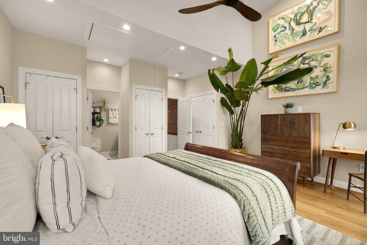 1813 KILBOURNE PL NW, WASHINGTON, District Of Columbia 20010, 5 Bedrooms Bedrooms, ,3 BathroomsBathrooms,Residential,For sale,1813 KILBOURNE PL NW,DCDC2232324 MLS # DCDC2232324 1813 KILBOURNE PL NW, WASHINGTON, District Of Columbia 20010, 5 Bedrooms Bedrooms, ,3 BathroomsBathrooms,Residential,For sale,1813 KILBOURNE PL NW,DCDC2232324 MLS # DCDC2232324