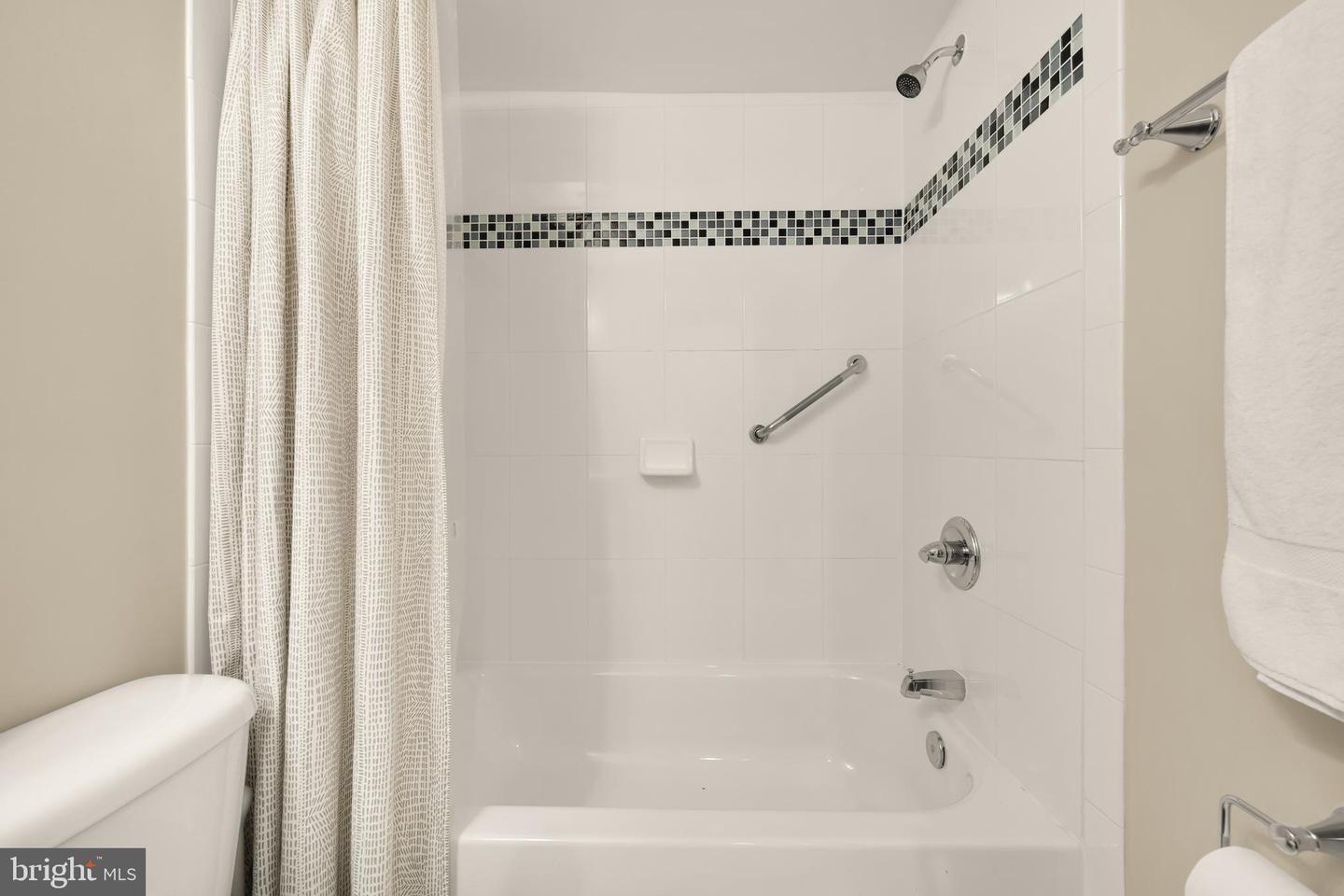 1813 KILBOURNE PL NW, WASHINGTON, District Of Columbia 20010, 5 Bedrooms Bedrooms, ,3 BathroomsBathrooms,Residential,For sale,1813 KILBOURNE PL NW,DCDC2232324 MLS # DCDC2232324 1813 KILBOURNE PL NW, WASHINGTON, District Of Columbia 20010, 5 Bedrooms Bedrooms, ,3 BathroomsBathrooms,Residential,For sale,1813 KILBOURNE PL NW,DCDC2232324 MLS # DCDC2232324