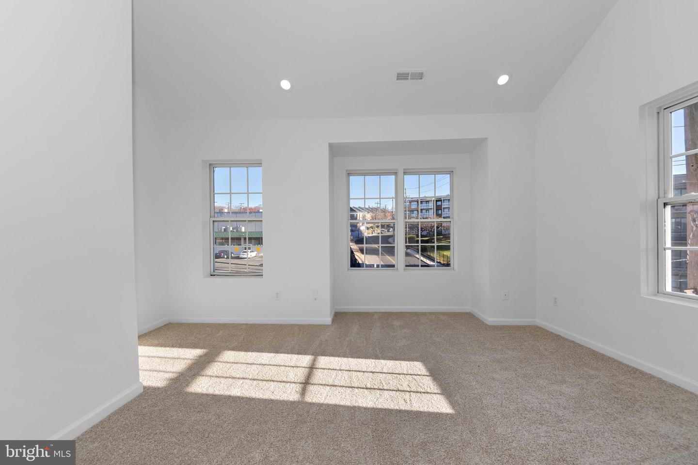 2409 BRYAN PL SE, WASHINGTON, District Of Columbia 20020, 5 Bedrooms Bedrooms, 9 Rooms Rooms,3 BathroomsBathrooms,Residential,For sale,2409 BRYAN PL SE,DCDC2232340 MLS # DCDC2232340