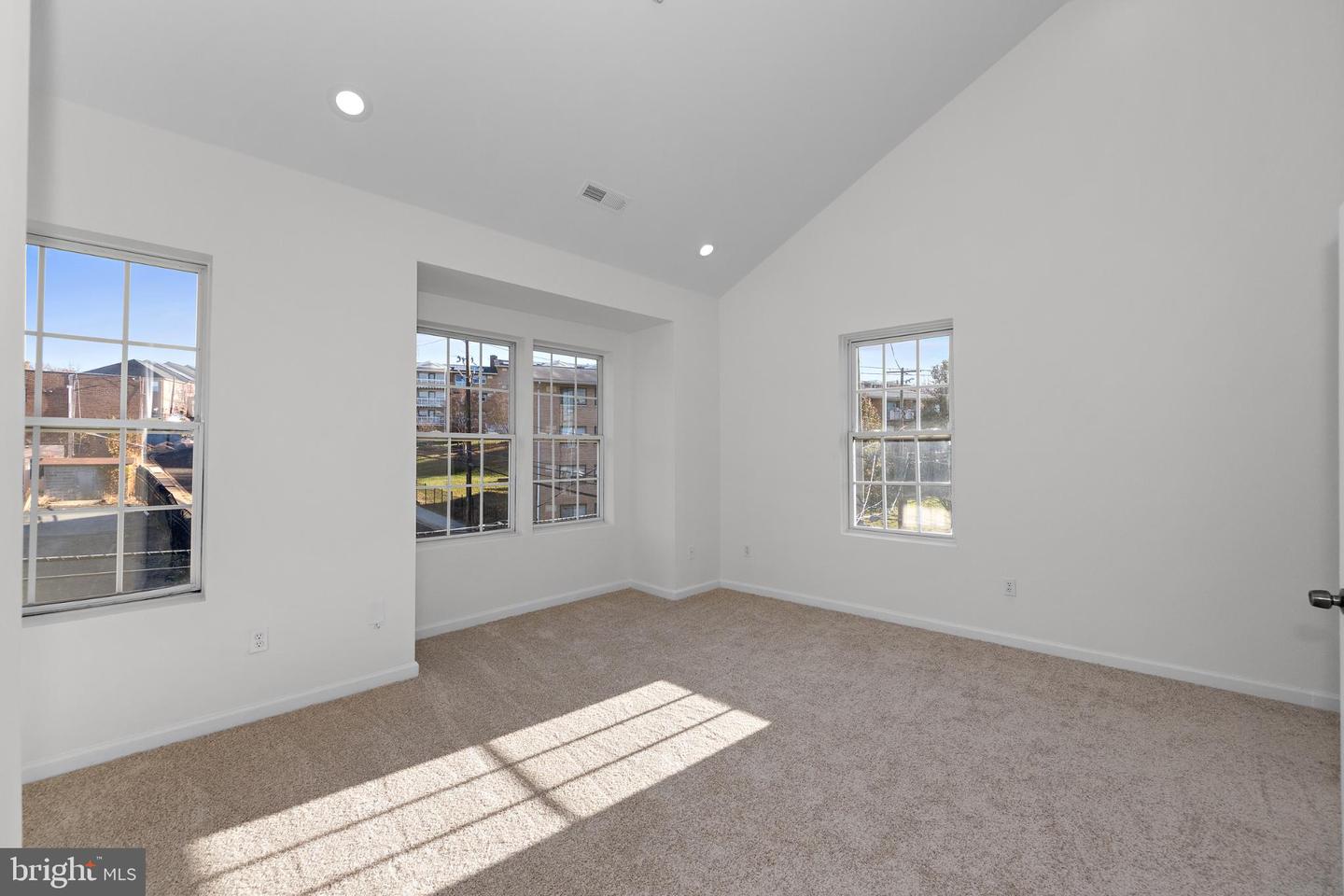 2409 BRYAN PL SE, WASHINGTON, District Of Columbia 20020, 5 Bedrooms Bedrooms, 9 Rooms Rooms,3 BathroomsBathrooms,Residential,For sale,2409 BRYAN PL SE,DCDC2232340 MLS # DCDC2232340