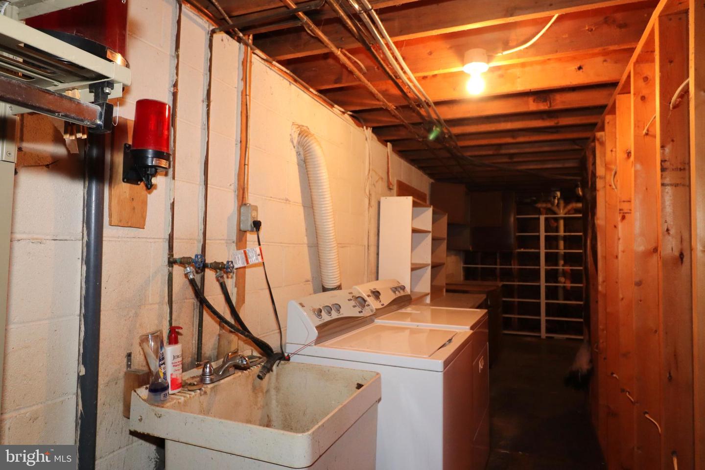 7502 AMBERVIEW LN, WARRENTON, Virginia 20186, 3 Bedrooms Bedrooms, ,3 BathroomsBathrooms,Residential,For sale,7502 AMBERVIEW LN,VAFQ2019708 MLS # VAFQ2019708