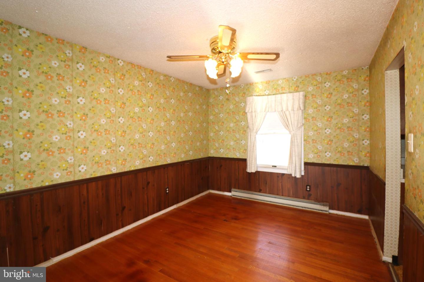 7502 AMBERVIEW LN, WARRENTON, Virginia 20186, 3 Bedrooms Bedrooms, ,3 BathroomsBathrooms,Residential,For sale,7502 AMBERVIEW LN,VAFQ2019708 MLS # VAFQ2019708