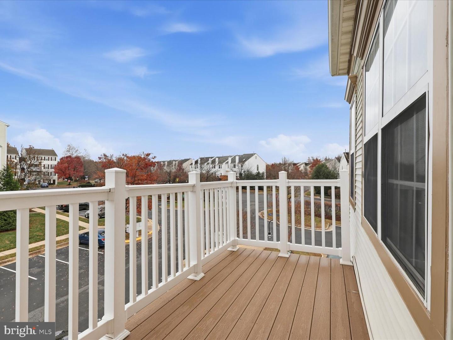 21855 LOCOMOTIVE TER #300, STERLING, Virginia 20166, 2 Bedrooms Bedrooms, 5 Rooms Rooms,2 BathroomsBathrooms,Residential,For sale,21855 LOCOMOTIVE TER #300,VALO2111344 MLS # VALO2111344