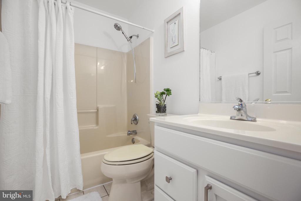 101 MONTICELLO CIR, LOCUST GROVE, Virginia 22508, 3 Bedrooms Bedrooms, ,2 BathroomsBathrooms,Residential,101 MONTICELLO CIR,VAOR2012484 MLS # VAOR2012484