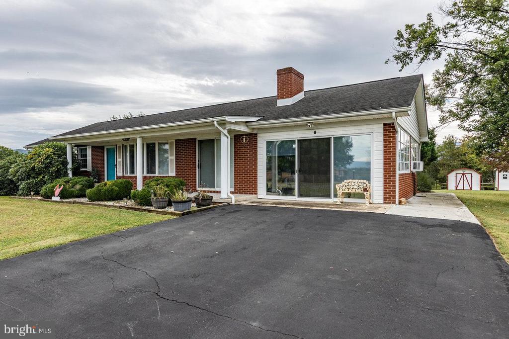 1 ROWE DR, LURAY, Virginia 22835, 3 Bedrooms Bedrooms, ,2 BathroomsBathrooms,Residential,1 ROWE DR,VAPA2005432 MLS # VAPA2005432