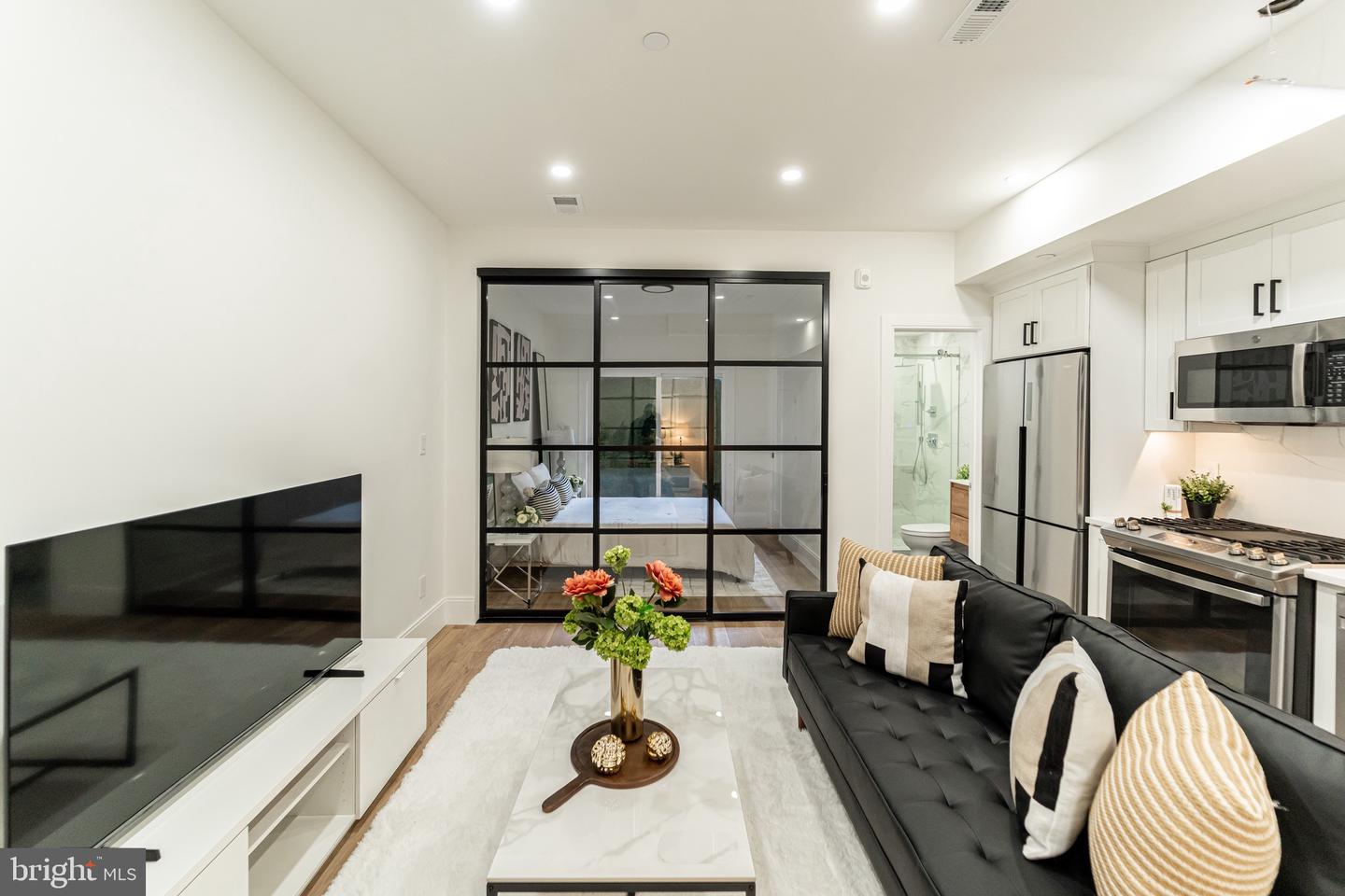 1714 EUCLID ST NW #2, WASHINGTON, District Of Columbia 20009, 2 Bedrooms Bedrooms, ,1 BathroomBathrooms,Residential,For sale,1714 EUCLID ST NW #2,DCDC2213266 MLS # DCDC2213266