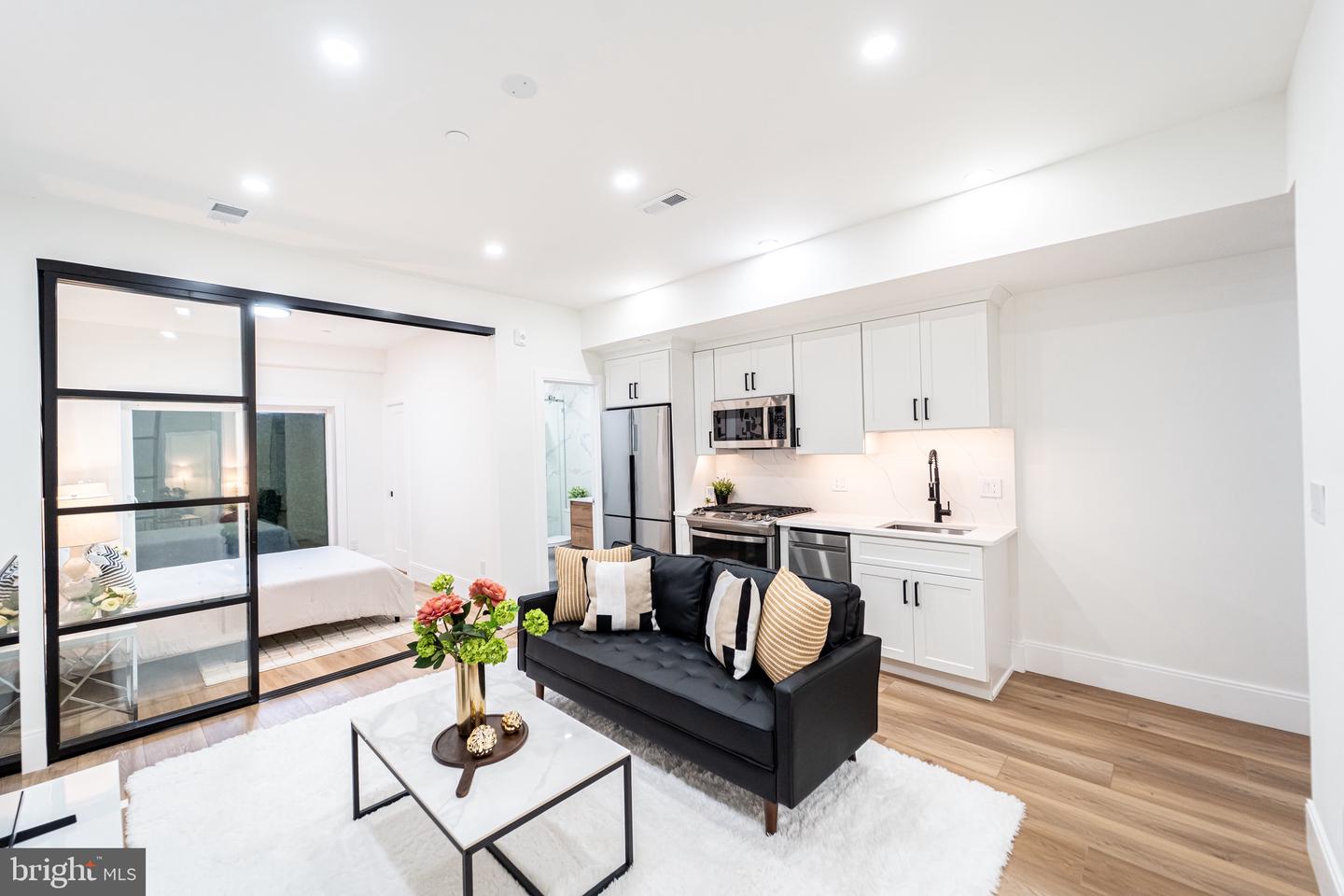 1714 EUCLID ST NW #2, WASHINGTON, District Of Columbia 20009, 2 Bedrooms Bedrooms, ,1 BathroomBathrooms,Residential,For sale,1714 EUCLID ST NW #2,DCDC2213266 MLS # DCDC2213266